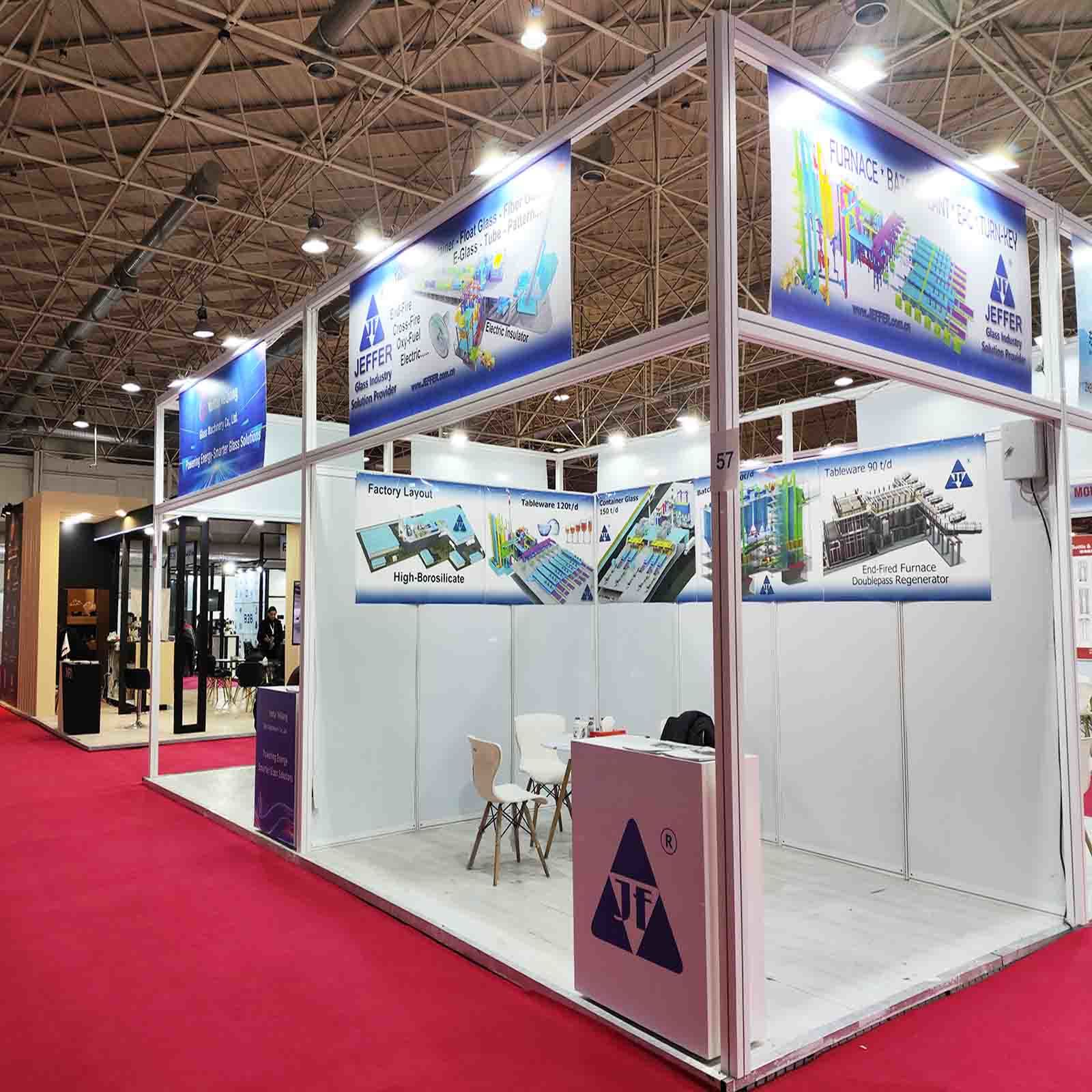 Son şirket blogları hakkında Tahran'da İran Cam Gösterisi Düzenlendi